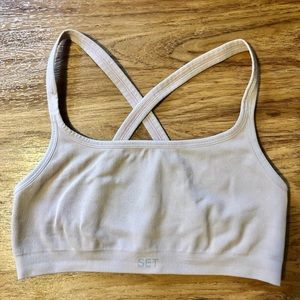 SET Active Box X Bra in the color ‘Amethyst’ (baby pink).